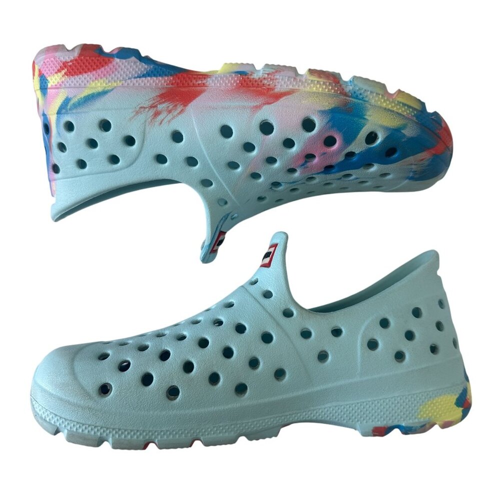 Hunter Youth Size 1 Perforated Water Shoes With Multicolor Splatter Design US 13
